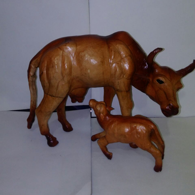 Leather India Handcrafted Leather Toys – Cow & Calf Set for Kids